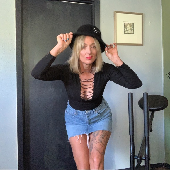 Meet your Posher, Vanessa - Picture 3 of 5